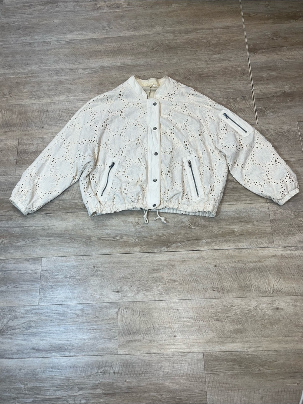 Free People Women’s Daisy Jane Cotton Eyelet Bomber Jacket Size Medium - Picture 6 of 11